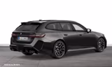 BMW M5 Touring xDrive+BOWERS&WILKINS+ICONIC GLOW+ - BMW M5 in Duisburg