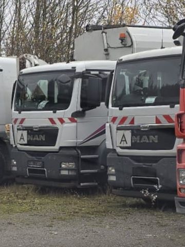 MAN 26.320 TGS ** Seitenlader / Rechtslenker **