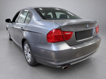 BMW 318 - 4