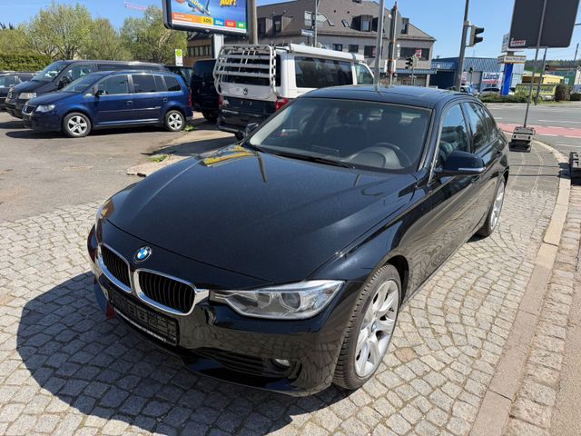 BMW 320i*Automatik*Leder*Navi*Schiebedach*