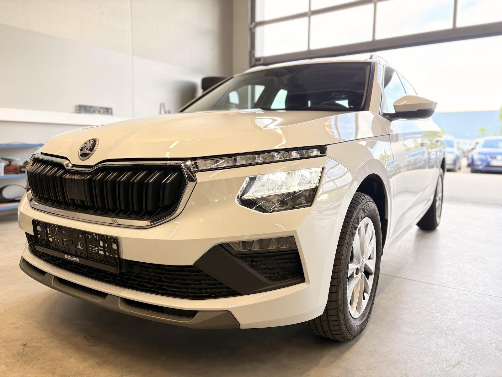 Skoda Kamiq 1,0TSI Selection Kamera PDC vo/hi Climatr.