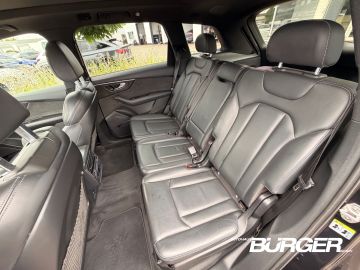 Audi Q7 - 10