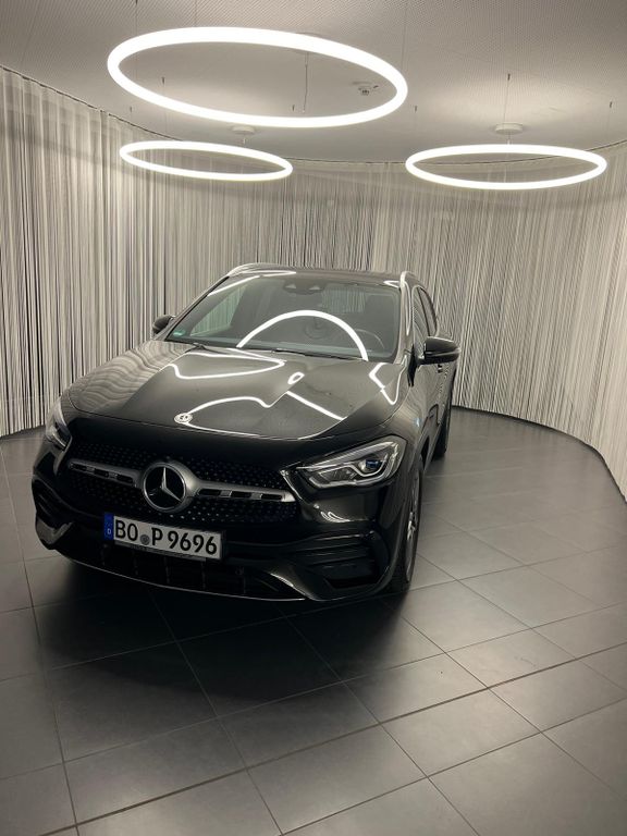 Image of Mercedes-Benz GLA 200