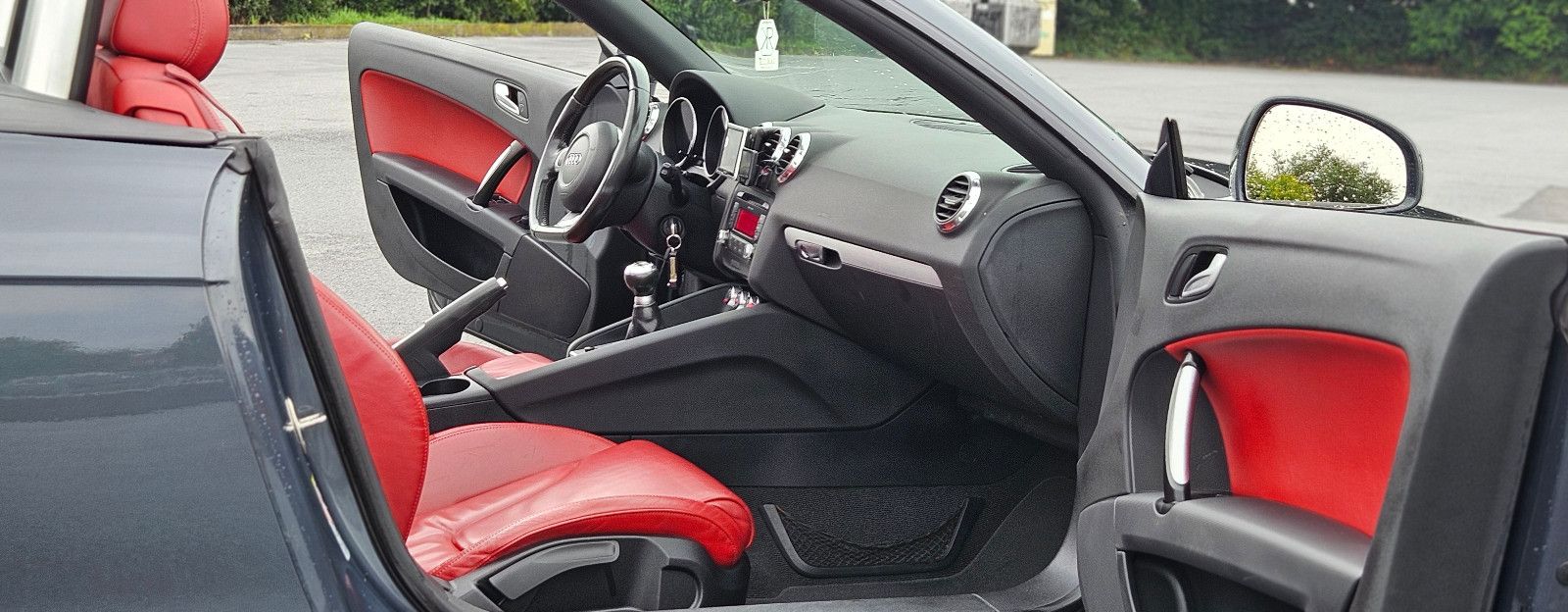 AUDI TT 8J Cabrio 1.8 TFSI INKLUSIVE 1 JAHR GARANTIE