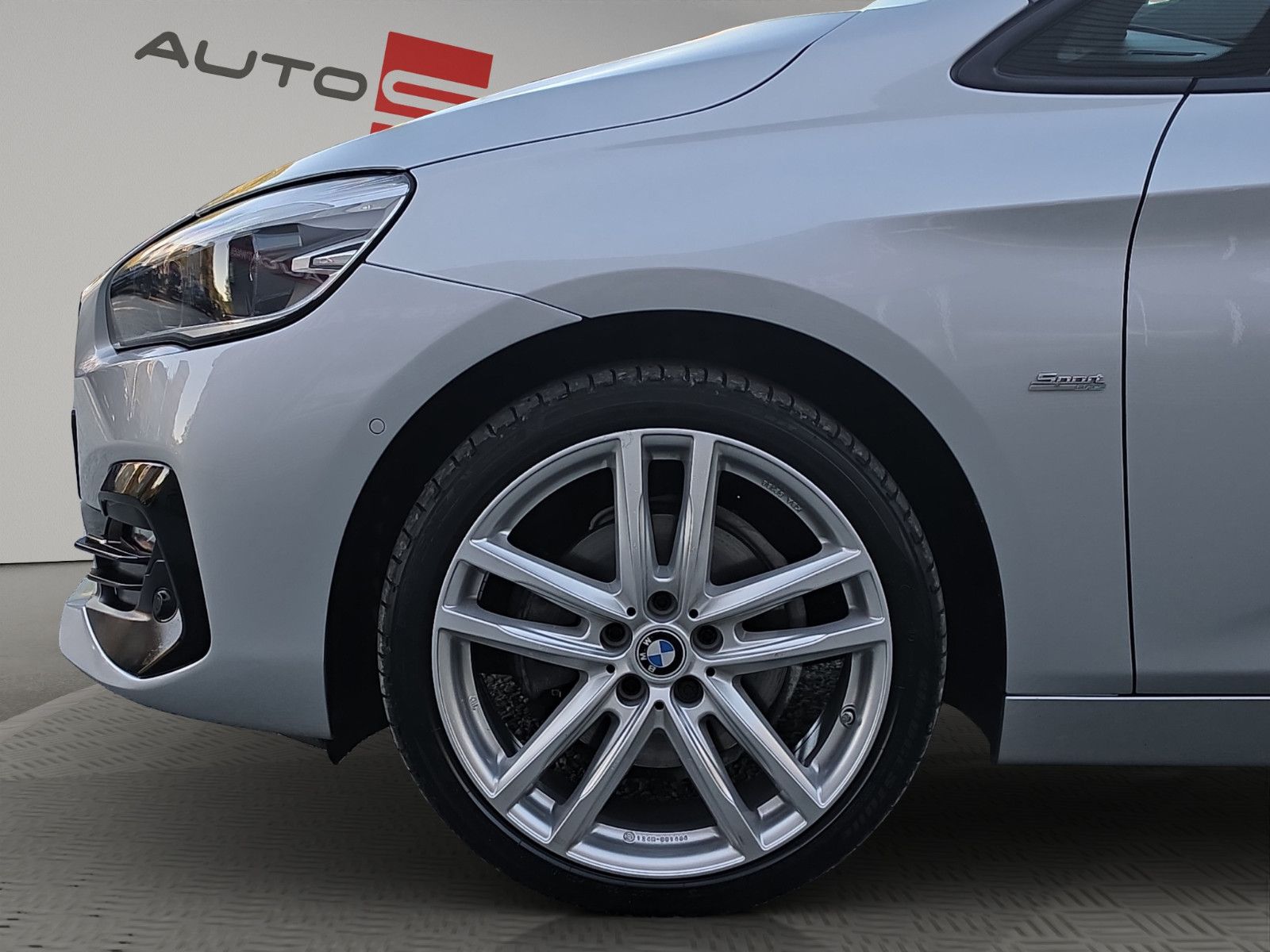 Fahrzeugabbildung BMW 2 Active Tourer 218 d Sport Line Sport-Automatik