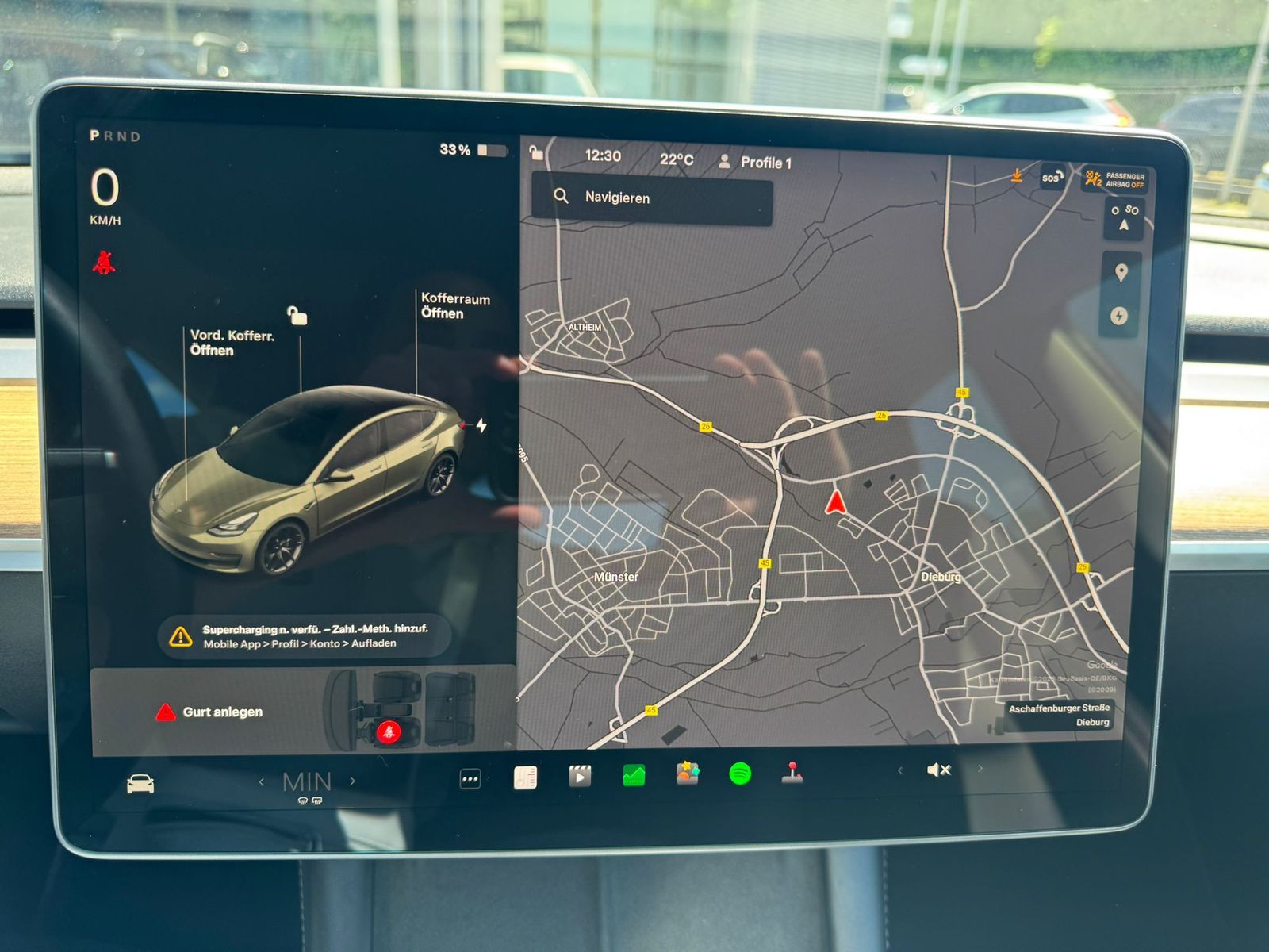 Fahrzeugabbildung Tesla Model 3 RWD PANO+LED+NAVI+SHZ+KAMERA+ACC+WP