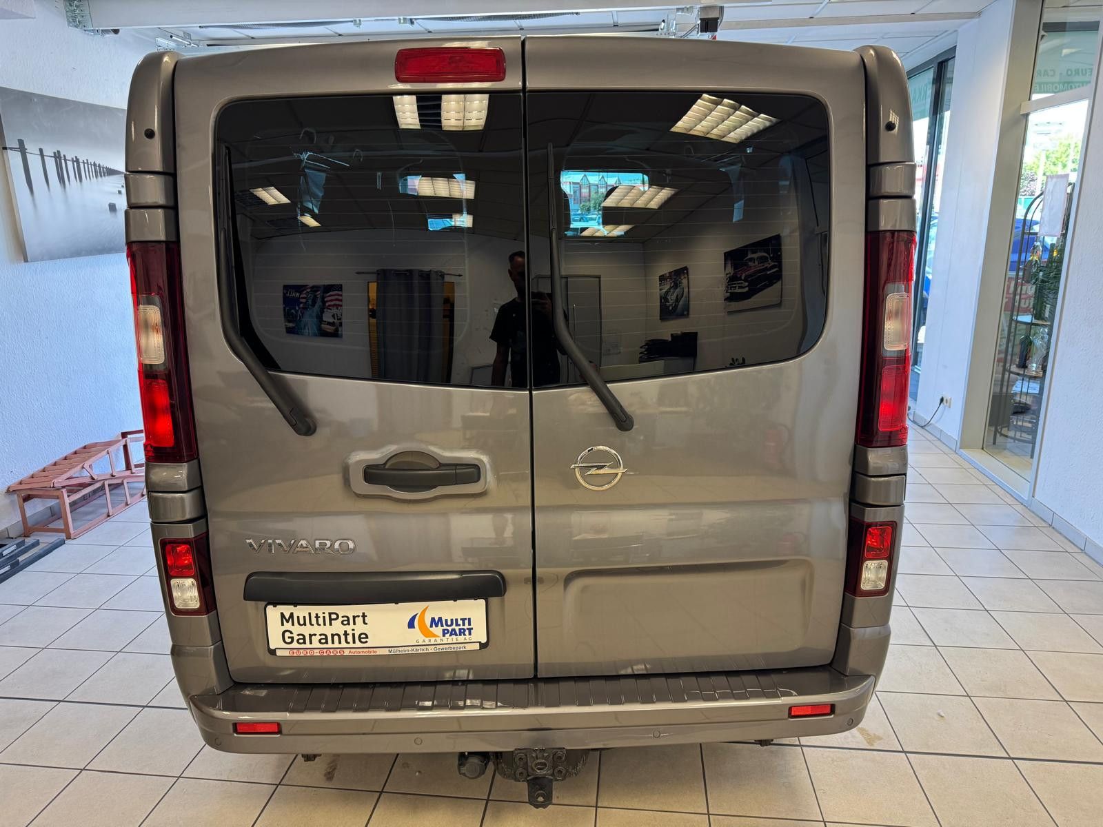 Fahrzeugabbildung Opel Vivaro Combi L1H1  2,7t/ ATM mit Belegen 72700Km