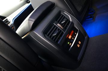 BMW 320i xDrive Limousine M Sport M 50 Jahre