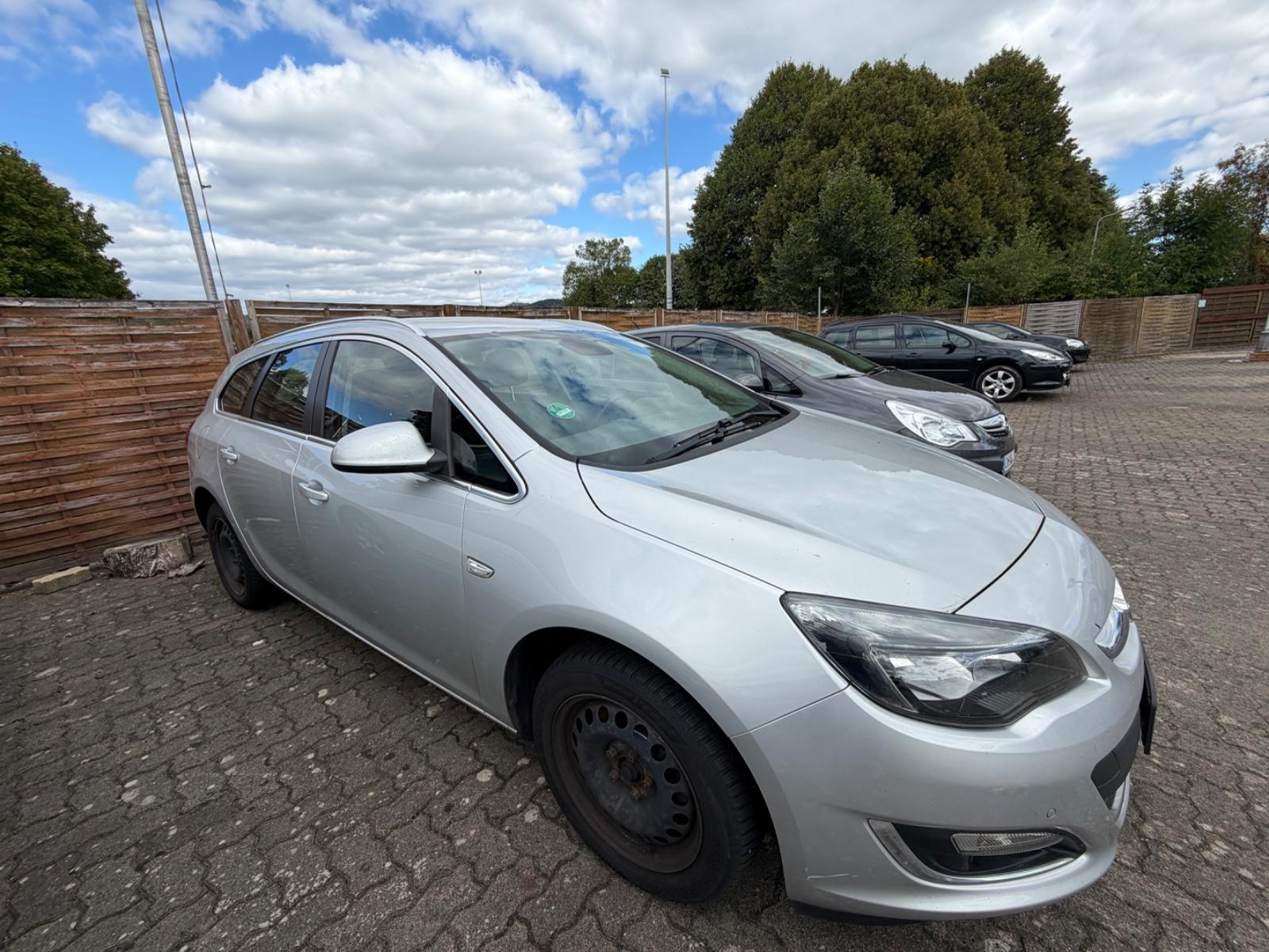 Opel Astra 2015 — photo 5