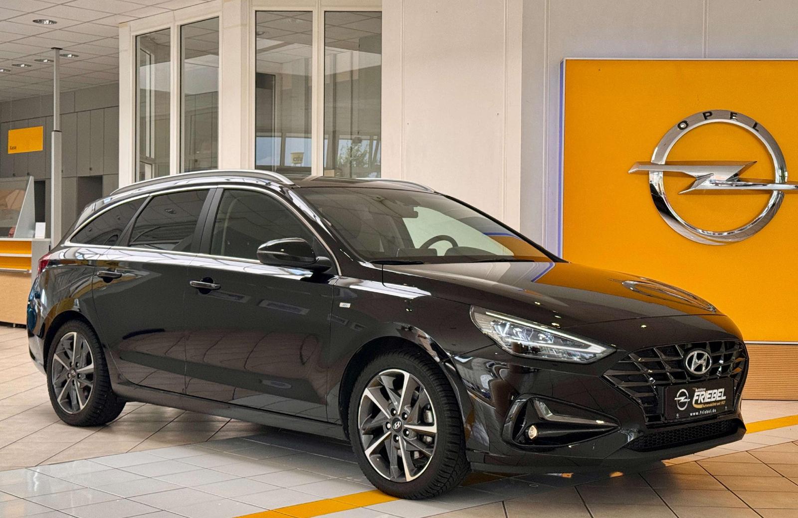 Hyundai i30 Prime Mild-Hybrid/KAMERA/Navi/Garantie 07/20