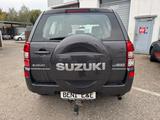 Suzuki Grand Vitara 2.0 - Suzuki Grand Vitara mit Benzin-Antrieb