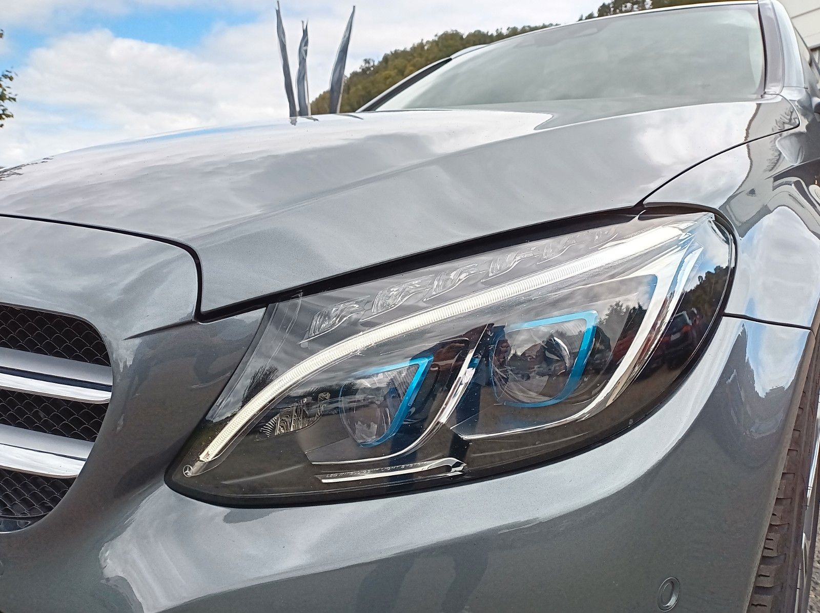 Fahrzeugabbildung Mercedes-Benz C 350 T e+DISTRONIC PLUS+PANO+PARK+360*+SH+BURME