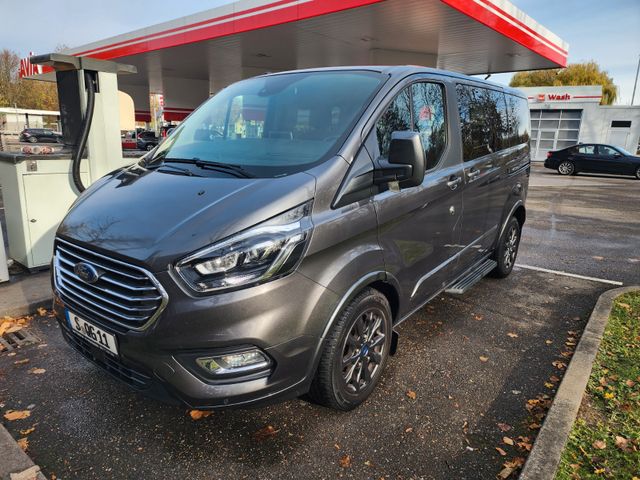 Ford Tourneo Custom 320 L1H1 VA Titanium X