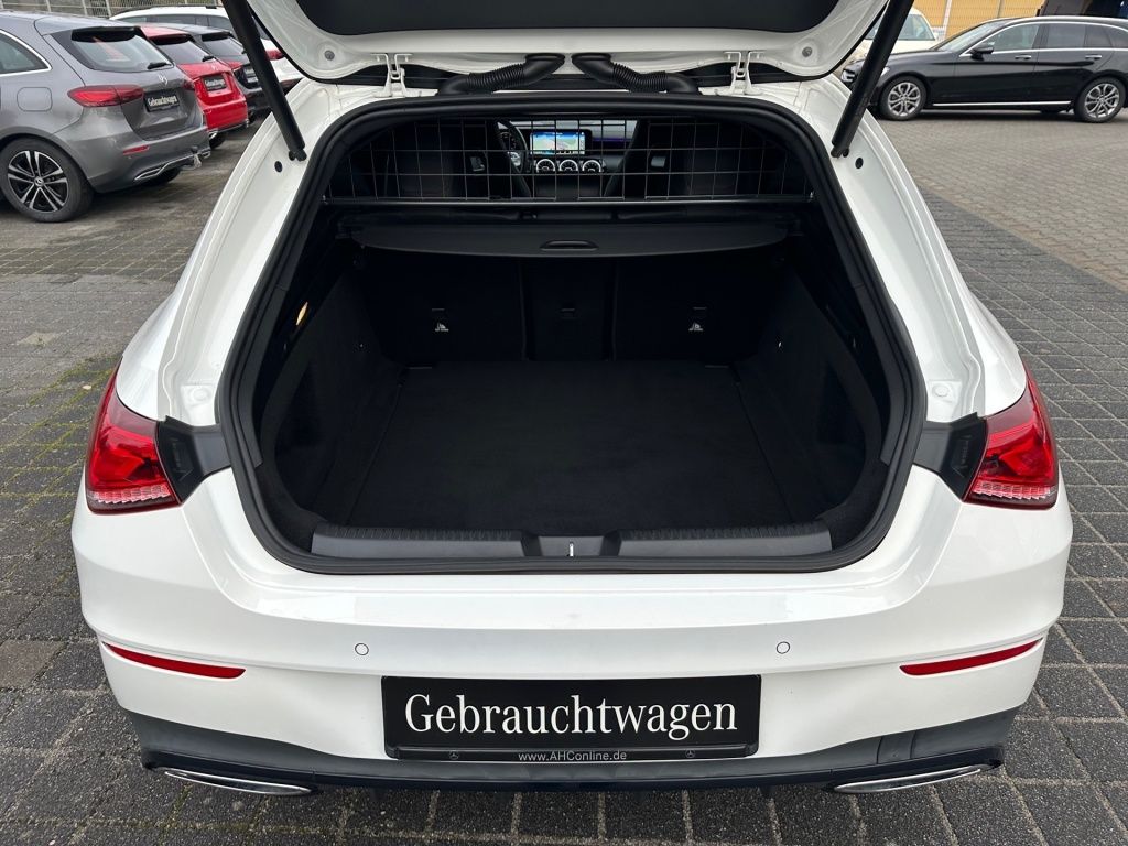 Fahrzeugabbildung Mercedes-Benz CLA 220 SB AMG Night Totwi. Navi LED Burm. Sport