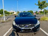 Volvo S60 D5 AWD Geartronic Kinetic Kinetic - Volvo S60 Kinetic mit Diesel-Antrieb
