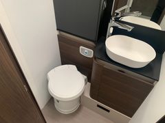 Adria Supreme 670 SL,Navi,Markise,Luftfeder,Automatik