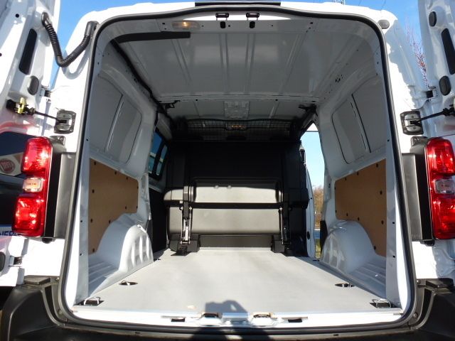 Fahrzeugabbildung Fiat Scudo Flexcab L3 2.0 BlueHDi Lang 6 Sitze