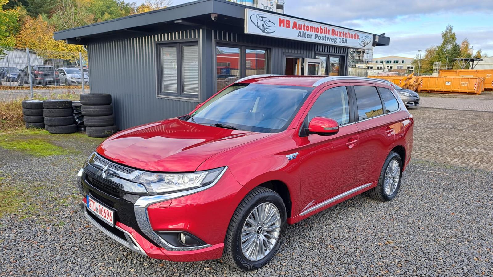 Mitsubishi Outlander PHEV Basis 4WD*1.Hand*Kamera*