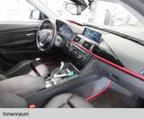 BMW 330 d sport line *PANORAMA*AHK*NAVI PRO - BMW 330 mit Diesel-Antrieb: Kombi