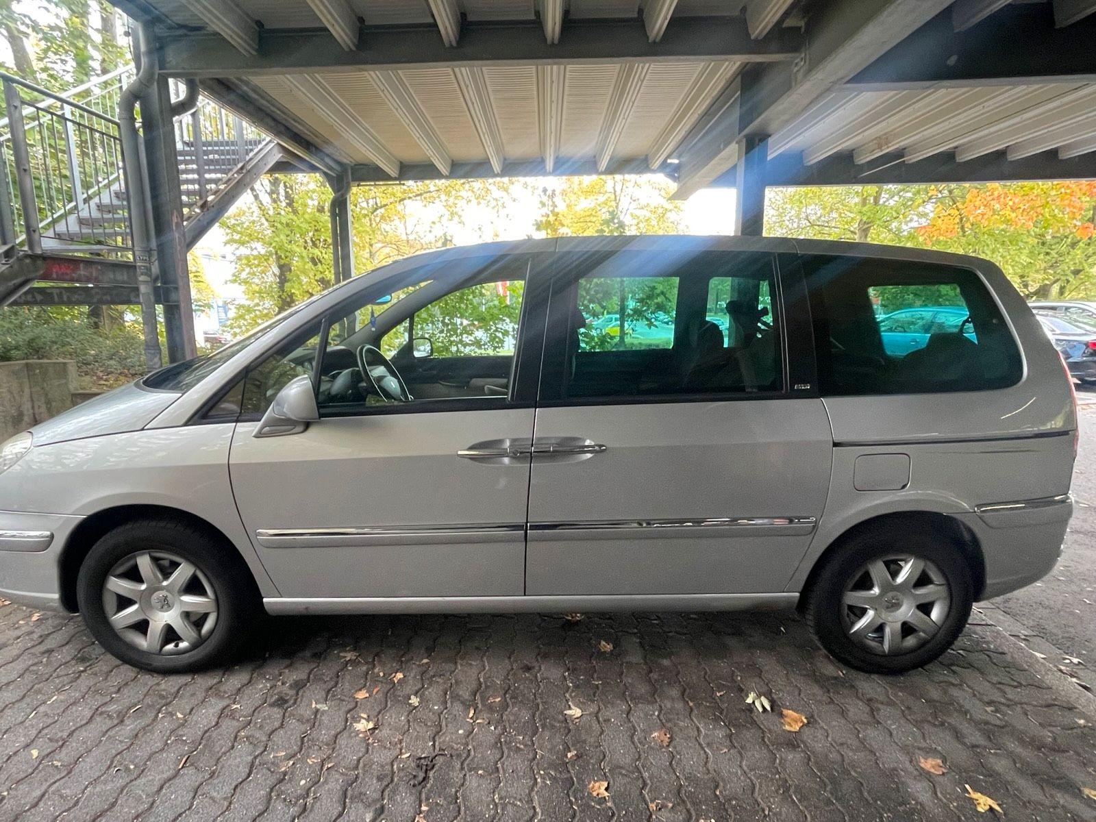 Peugeot 807 2008 — photo 7