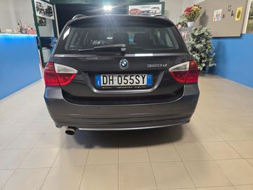 BMW 320 - 8