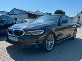 BMW 330e Lim. xDrive *Head-up*Laser*Teilleder*8-fach