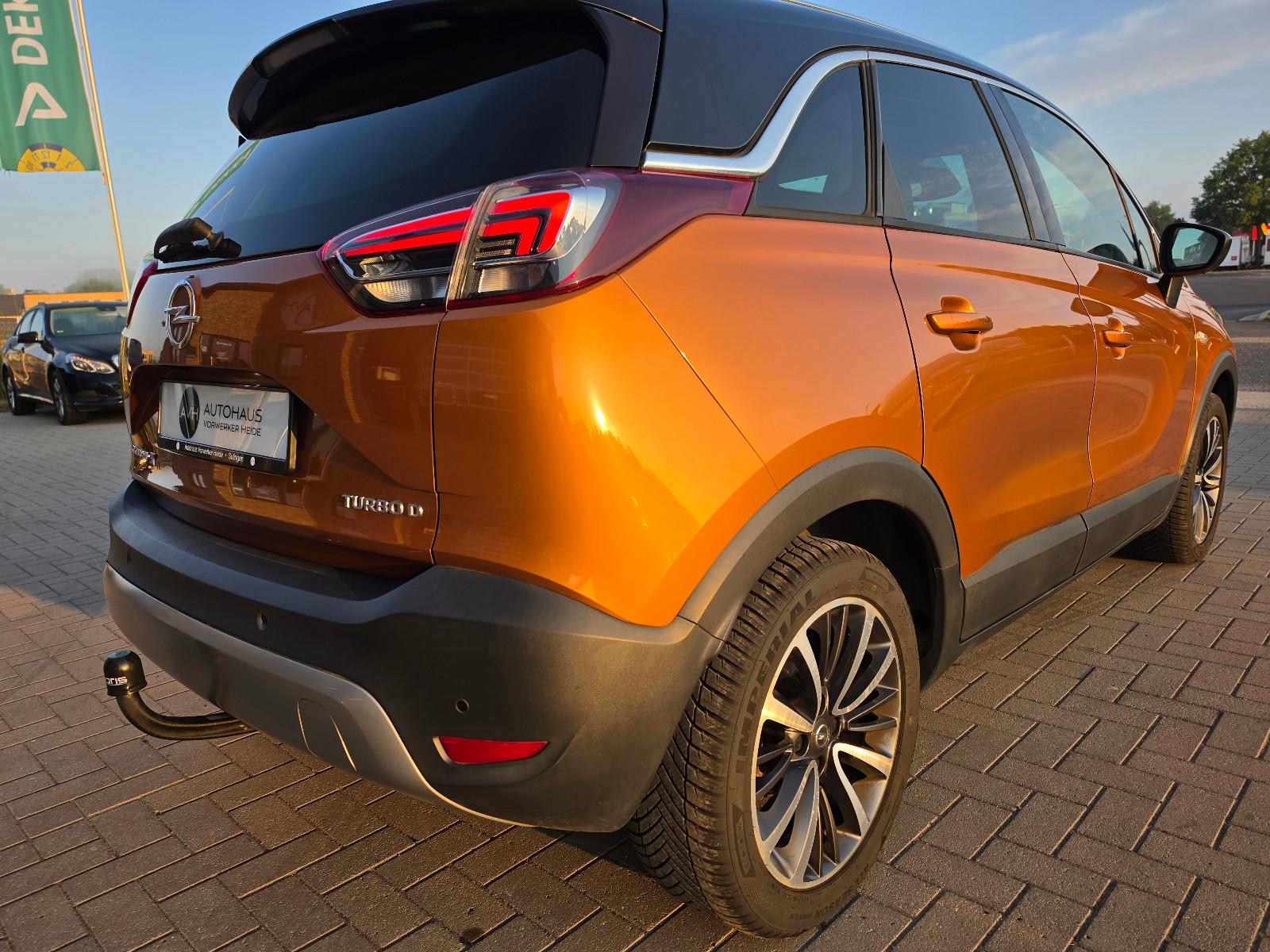 Opel Crossland (X) TÜV Neu/LED/AHK/CarPlay/Allwetter.