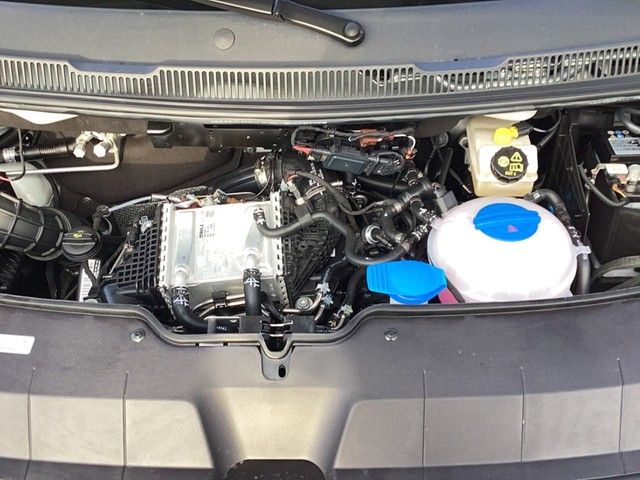 Fahrzeugabbildung Volkswagen T6 Kombi T6.1 TDI 9-Sitzer KLIMA PDC DAB