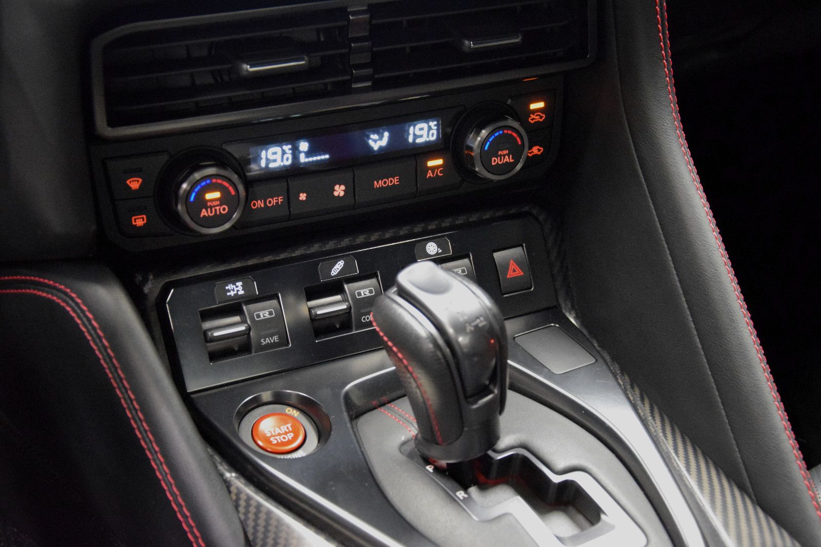 Fahrzeugabbildung Nissan GT-R Black Edition Originalzustand, 2.Hand Dt.Fa