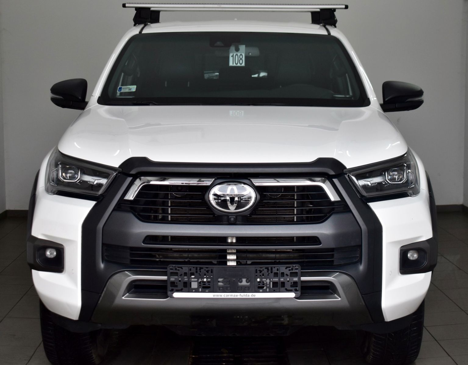 Fahrzeugabbildung Toyota Hilux 2.8 D4-D Invincible ,ACC,LED,Hard Top,AHK