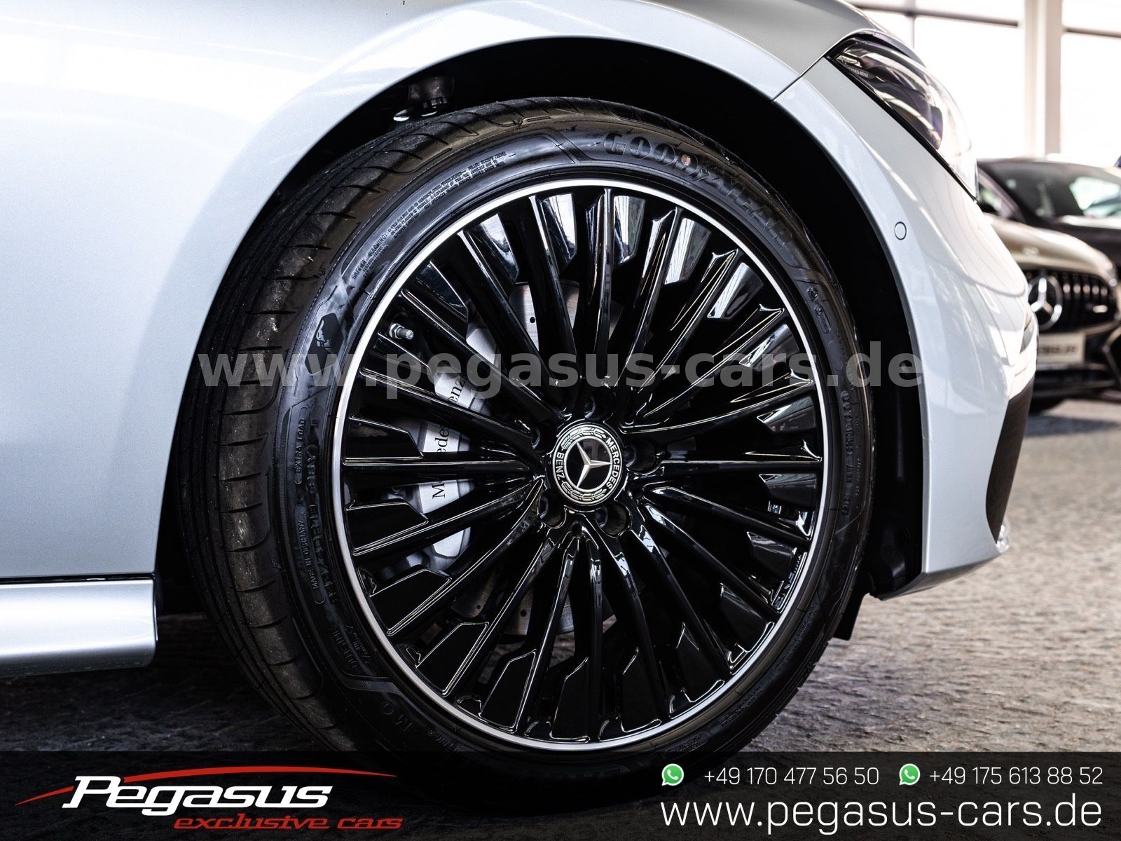 MERCEDES-BENZ CLE 200 - 8