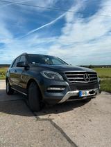 Mercedes-Benz ML 350 BlueTEC 4MATIC - - Mercedes-Benz ML 350 Gebrauchtwagen in München