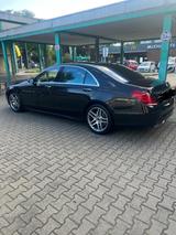 Mercedes-Benz 350 d 4 matic L - Mercedes-Benz 350: Leder, Navigationssystem