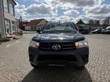 Toyota Hilux Single Cab Duty 4x4 - Toyota Hilux: Single Cab
