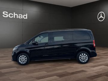 Mercedes V 220 - 8