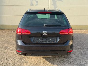 Volkswagen Golf - 4