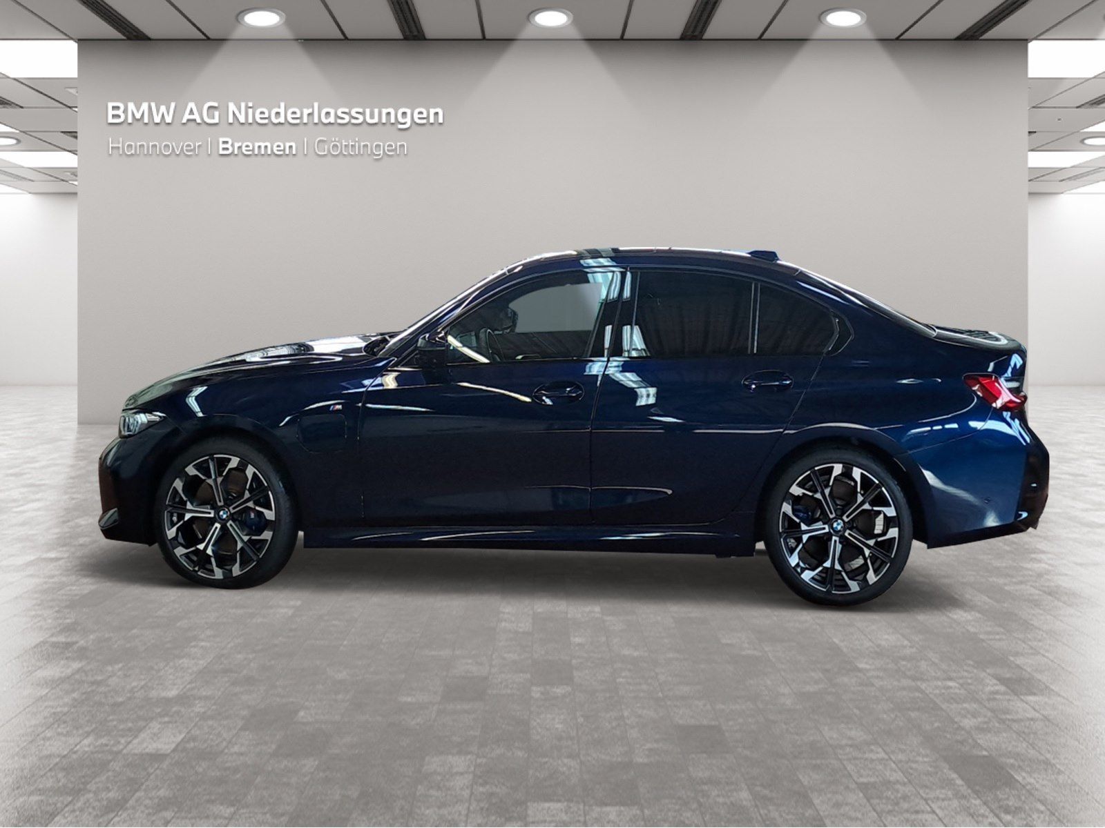 BMW 330 - Bild 3