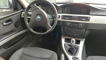 BMW 318 - 12