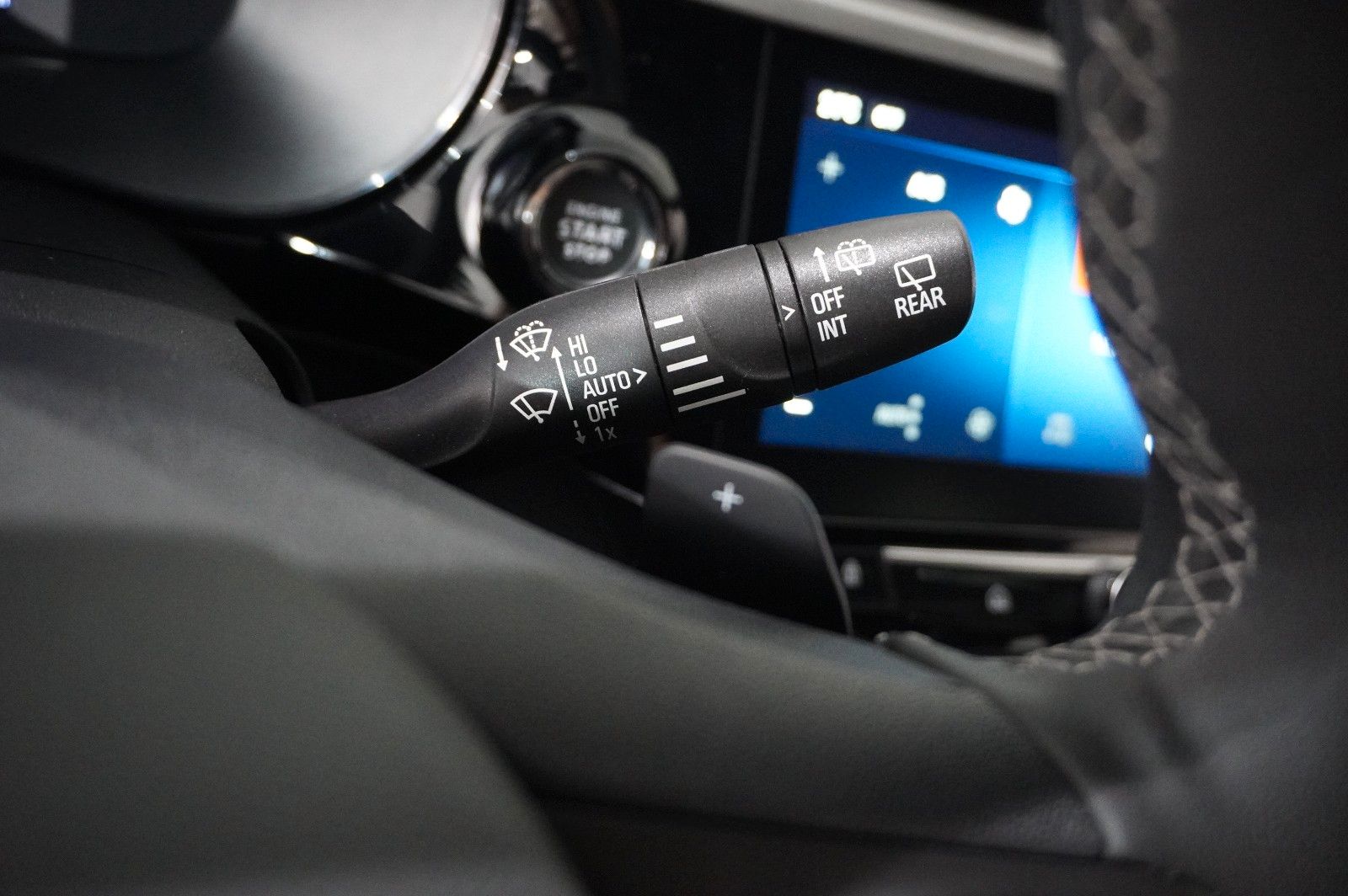 Fahrzeugabbildung Opel Corsa F 1.2T GS SPORT NAVI/LED/KAMERA/SPORT/DAB+