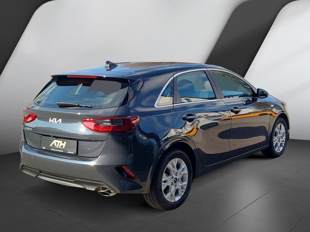 Fahrzeugabbildung Kia Ceed 1.4 Vision DCT7 VIS KOMF+ (NAV)