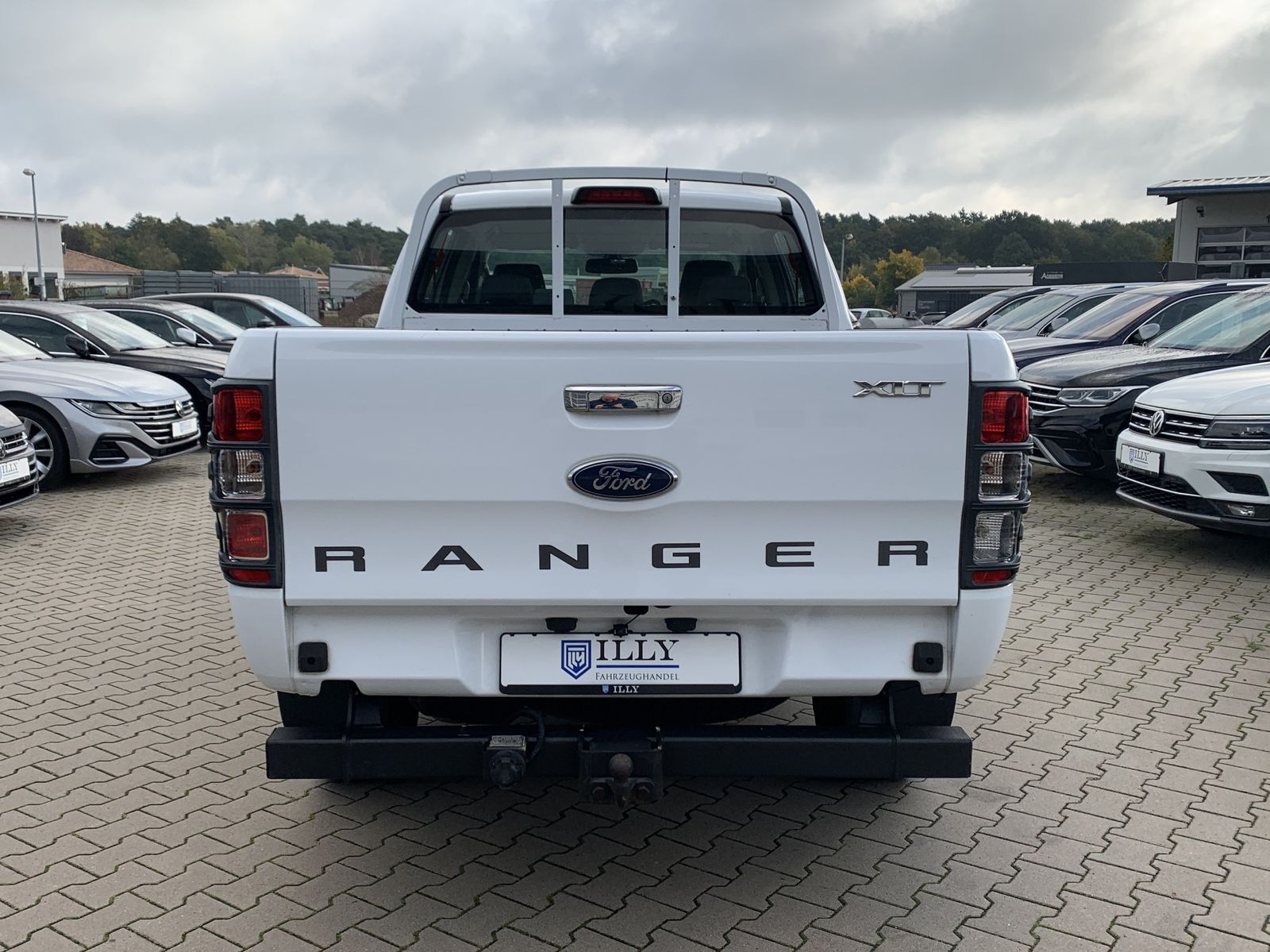 Fahrzeugabbildung Ford Ranger 2.2 TDCi*XLT*Doppelkabine*4x4*AHK*Navi*