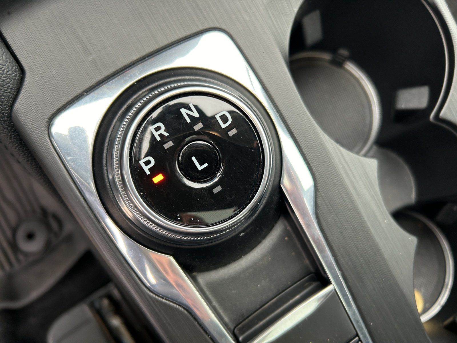 Fahrzeugabbildung Ford Kuga Titanium X PHEV HUD El. Panodach Navi digit