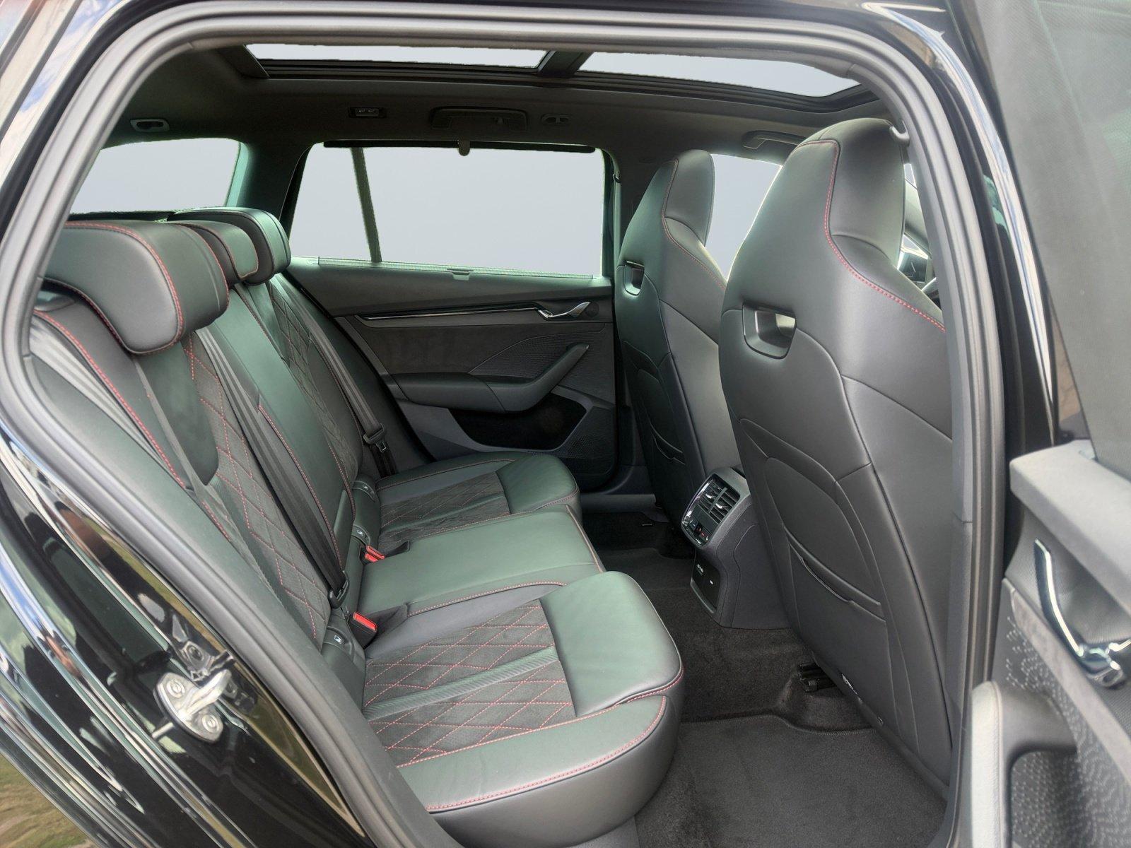 Skoda Octavia Combi RS Plus 2,0l ACC+4xSHZ+LED+KAM
