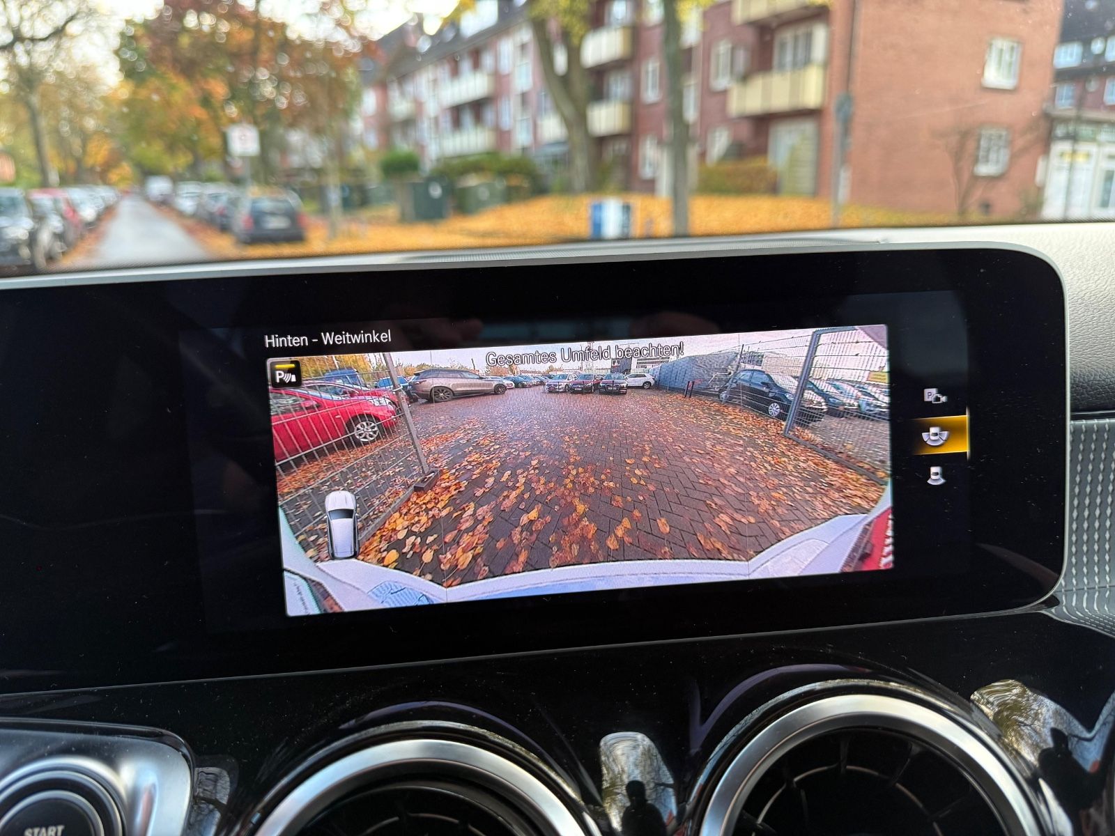 Fahrzeugabbildung Mercedes-Benz GLB 200  GLB 200 d*MEMORY*LED*CAM*CARPLAY*