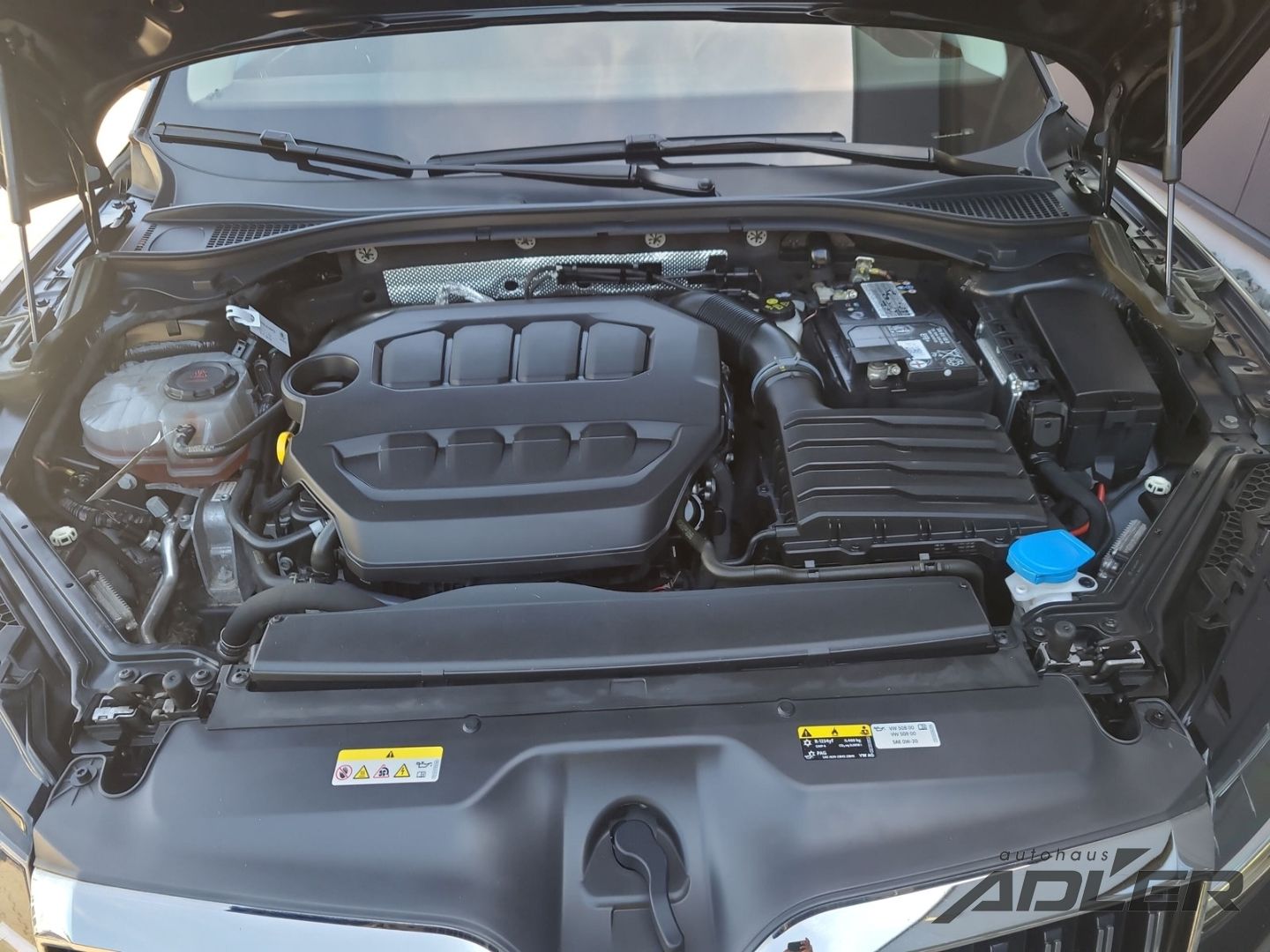 Skoda Superb Combi 2,0 TSI DSG Style AHZV Navi foto 22