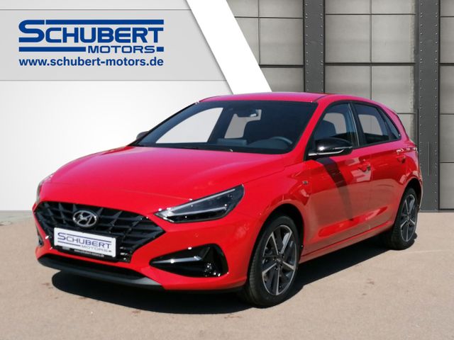 Hyundai i30 Advantage 1.5 T-GDI LED Navi SHZ/LHZ Kamera