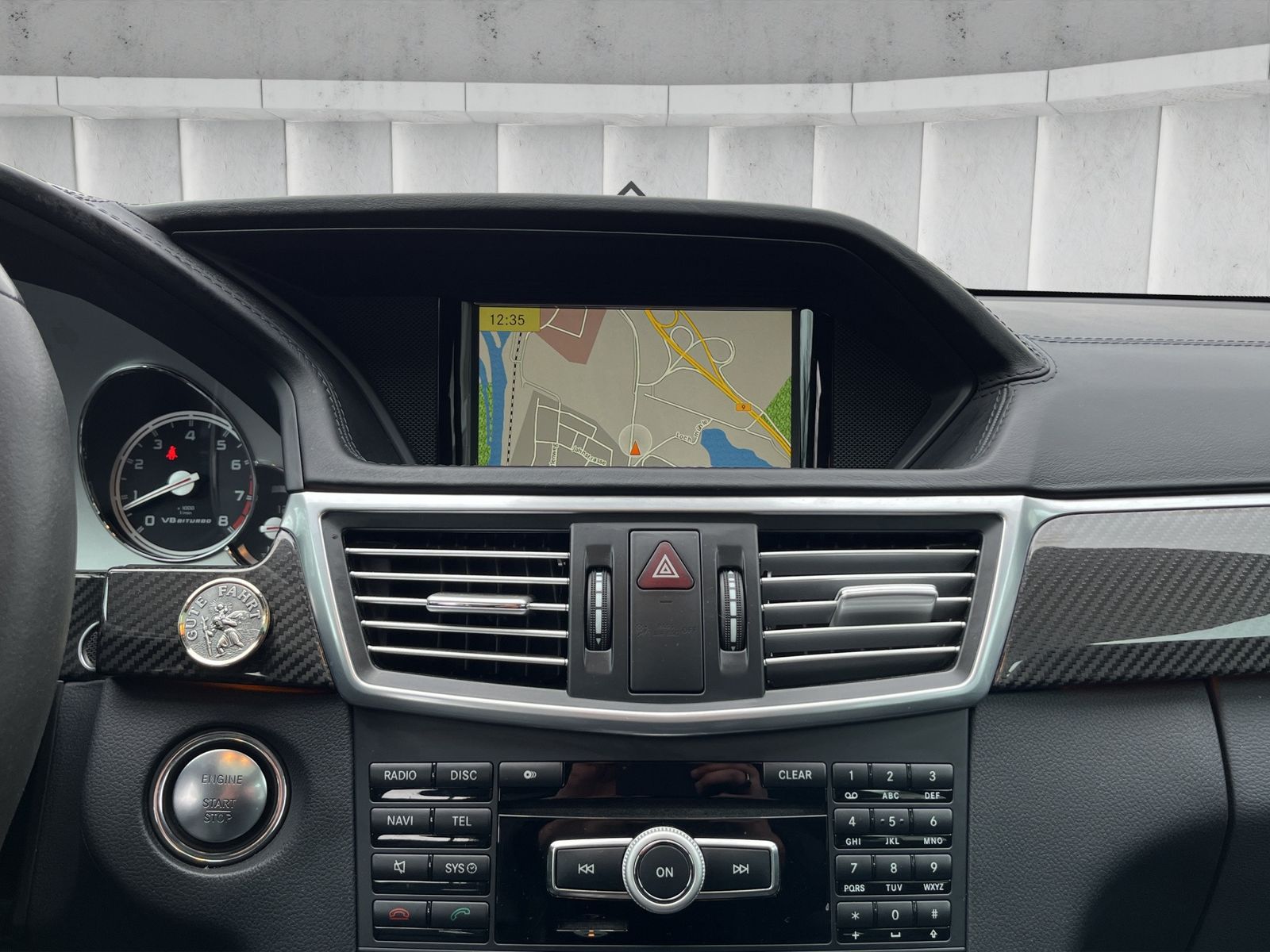 Fahrzeugabbildung Mercedes-Benz E 63 AMG*Perf*Harman*Keramik*Keyless*