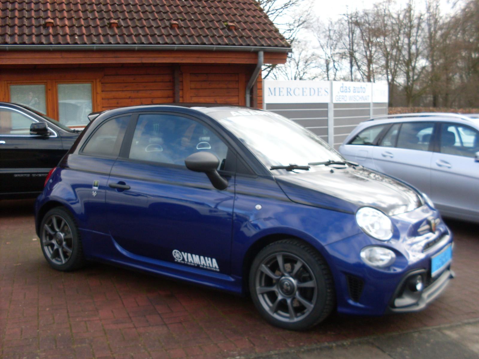 Fiat Abarth 595 "Monster Energy Yamaha" Limitiert