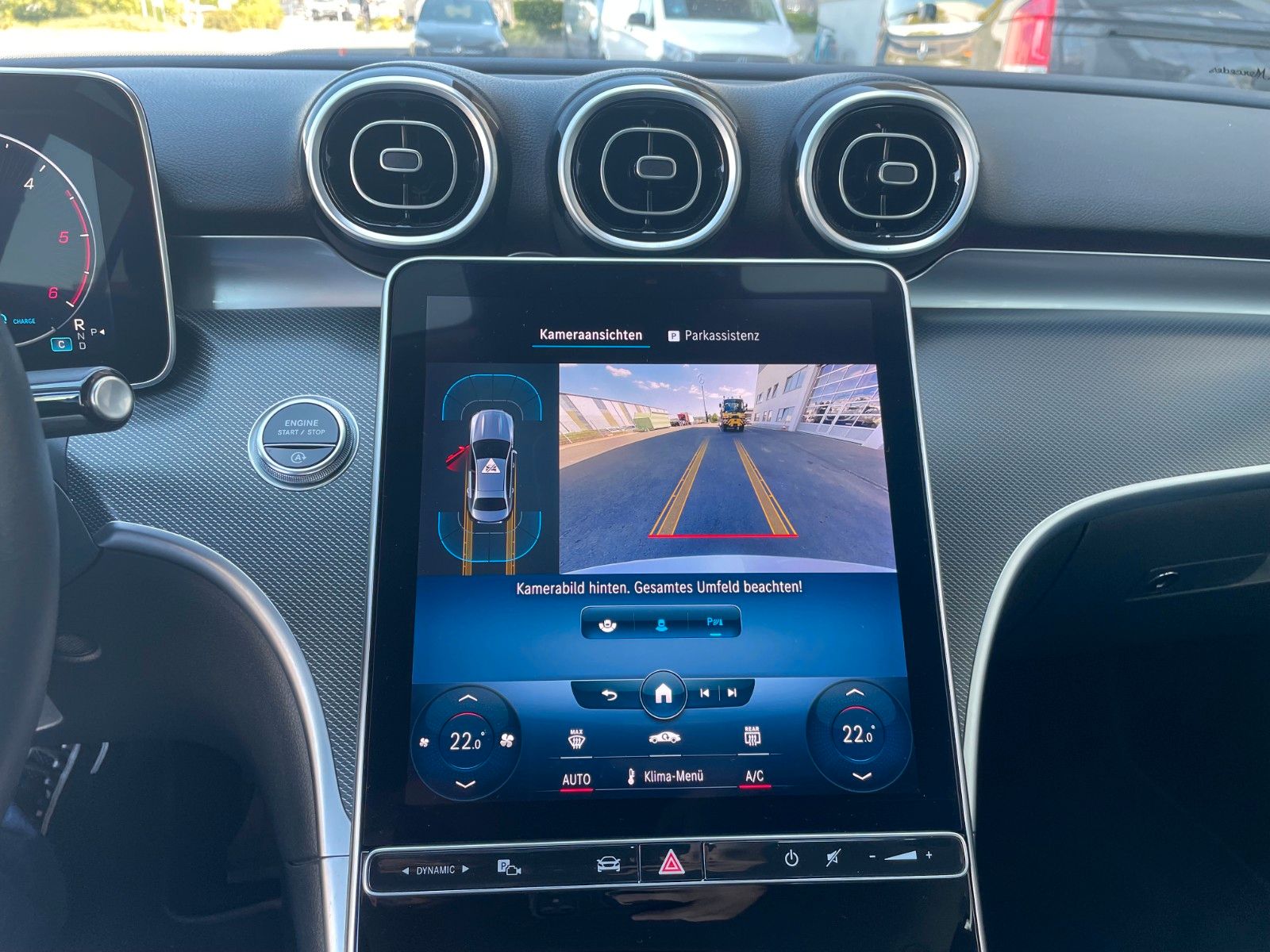 Fahrzeugabbildung Mercedes-Benz C 220 d AVANTGARDE R-Kamera+Carplay+TotW+Ambient