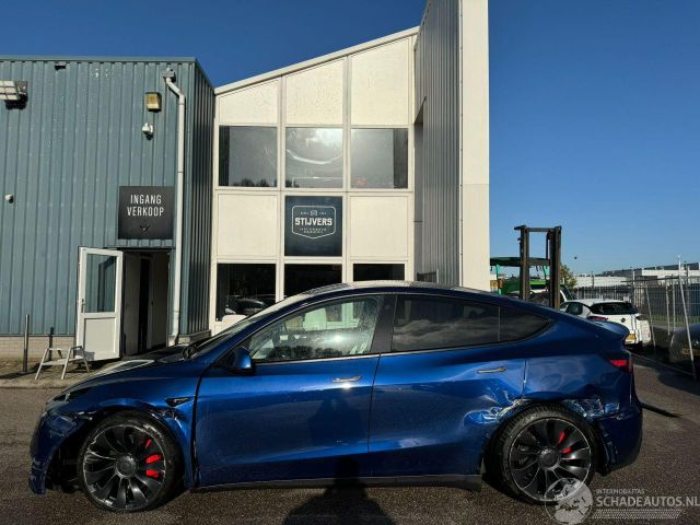 Tesla Model Y Performance AWD 75kWh 340KW/462 PK BJ 20